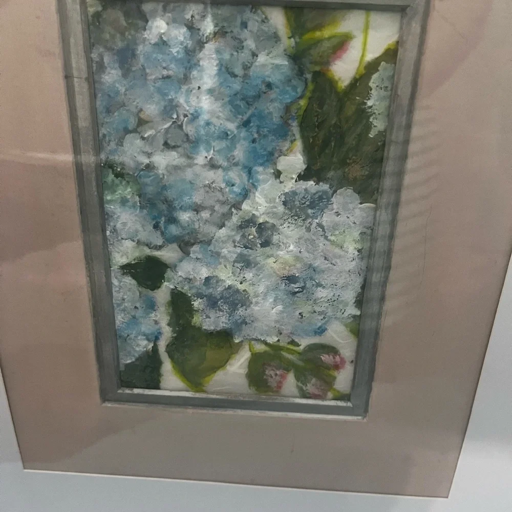 Elegant Blue and Green Floral Art in White Framed Hand Painted/ signed - Picture 2 of 6